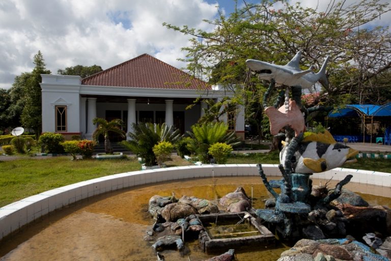 gedung peninggalan belanda