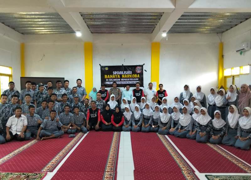 Peserta sosialisasi bahaya penyelahgunaan Narkoba untuk generasi muda yang digelar oleh organisasi SOLID 94 Selayar. (Foto: Istimewa)