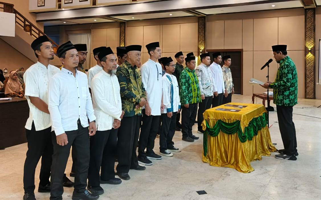 Prosesi pelantikan pengurus baru organisasi Ikatan Da'i Indonesia (Ikadi) Kepulauan Selayar, Sabtu (14/2/2026) di Ruang Pola Kantor Bupati Kepulauan Selayar. (Foto: Istimewa)