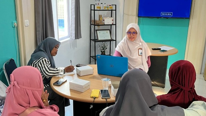 Ruang kerja dengan fasilitas internet, salah satunya disiapkan oleh Rumah BUMN Selayar. (Foto: Istimewa)
