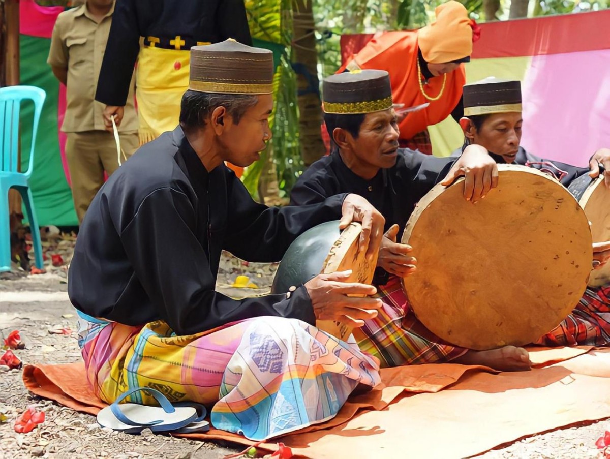 Penampilan kesenian Didek. (Foto: Istimewa)
